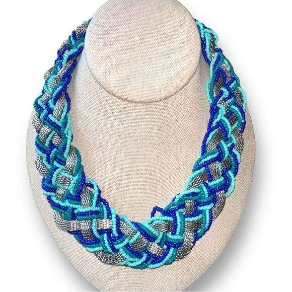 Braided beaded necklace with silver chain handmade - Picture 2 of 6